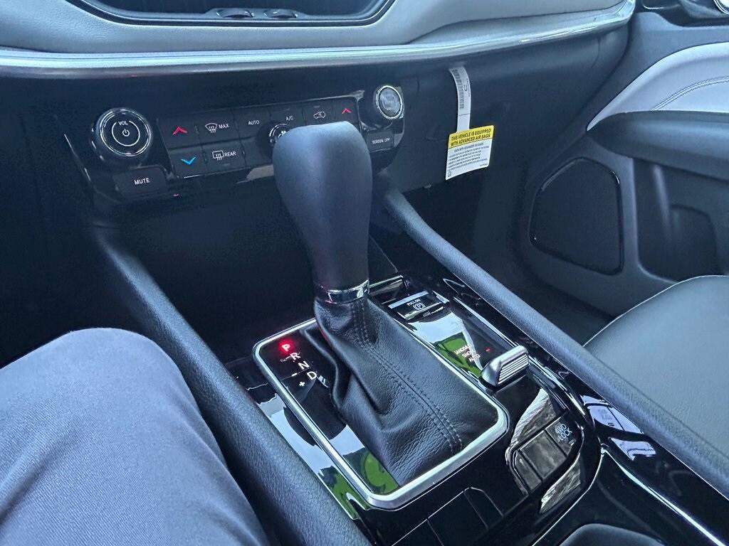 new 2025 Jeep Compass car, priced at $33,526