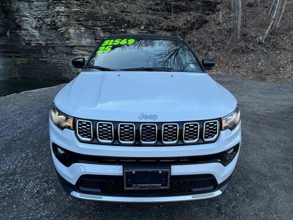 new 2025 Jeep Compass car, priced at $33,526