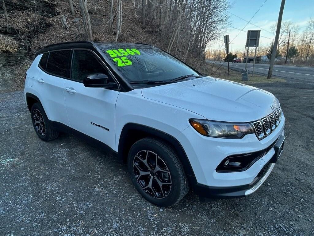new 2025 Jeep Compass car, priced at $33,526