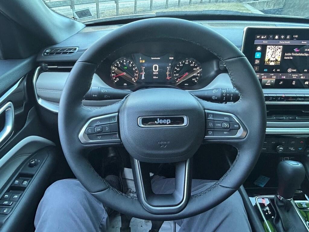 new 2025 Jeep Compass car, priced at $33,526
