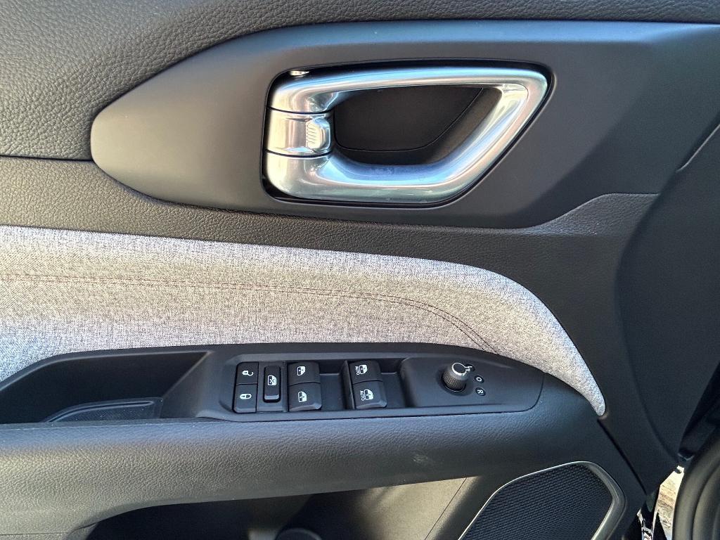 new 2024 Jeep Compass car, priced at $30,888