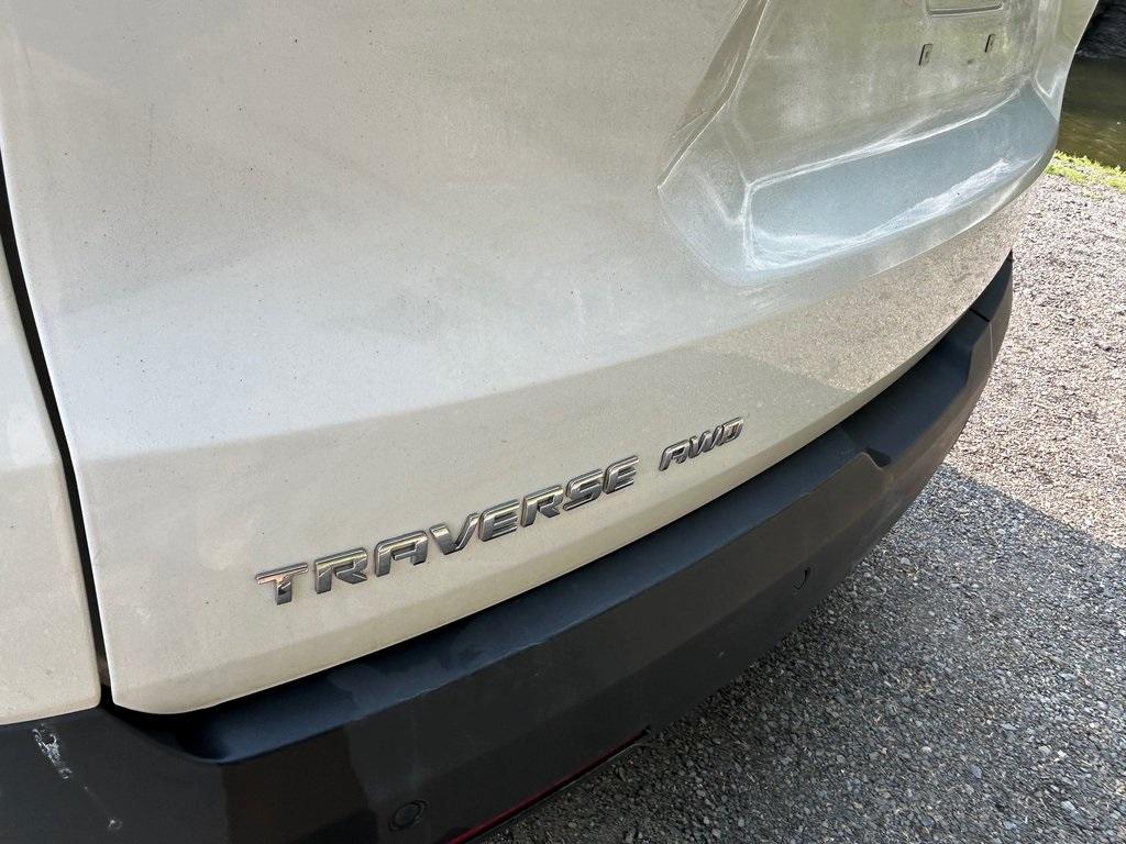 used 2019 Chevrolet Traverse car, priced at $24,999