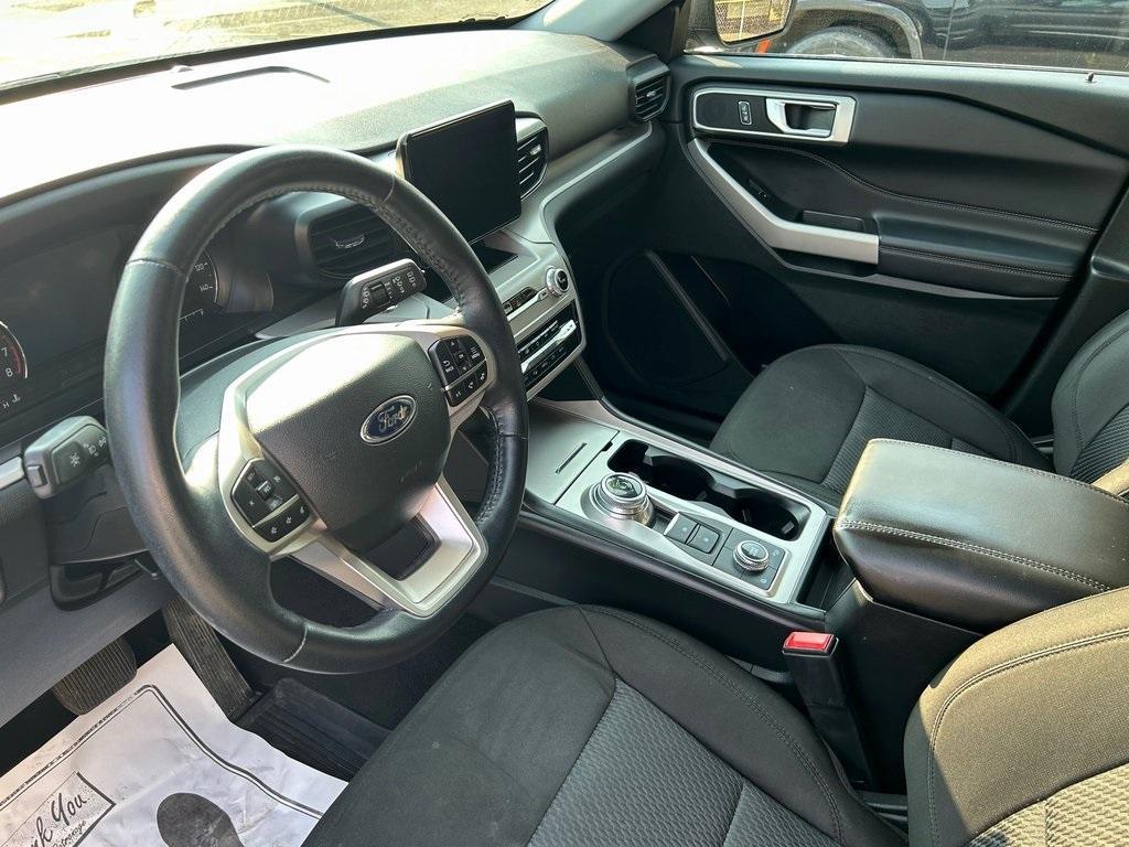 used 2023 Ford Explorer car, priced at $30,999