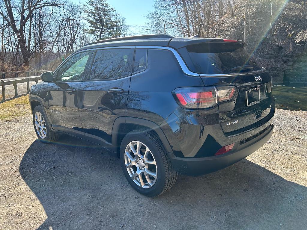 new 2024 Jeep Compass car, priced at $30,888