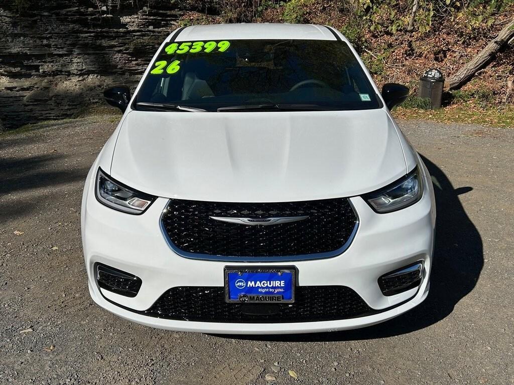 new 2026 Chrysler Pacifica car, priced at $47,626