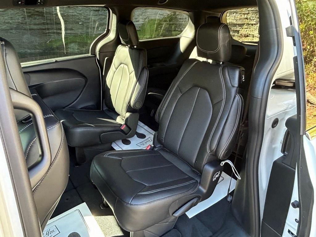 new 2026 Chrysler Pacifica car, priced at $47,626