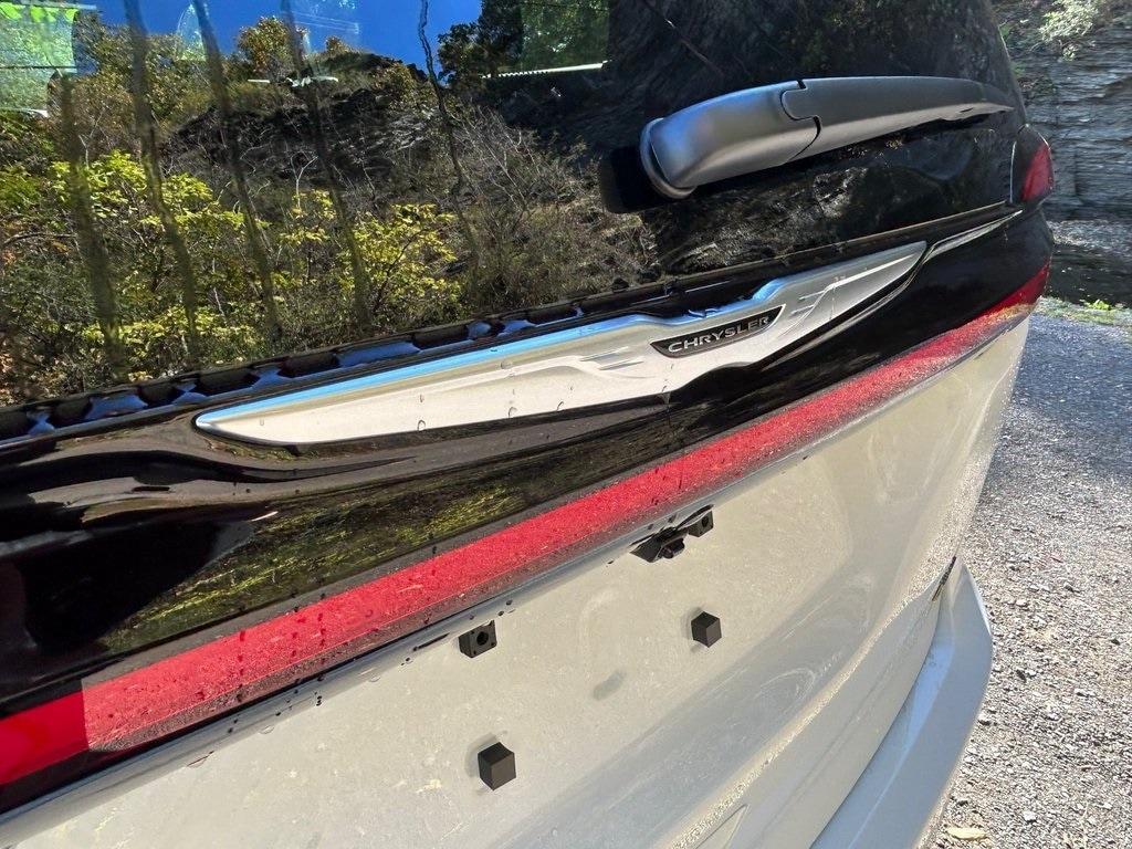 new 2026 Chrysler Pacifica car, priced at $47,626