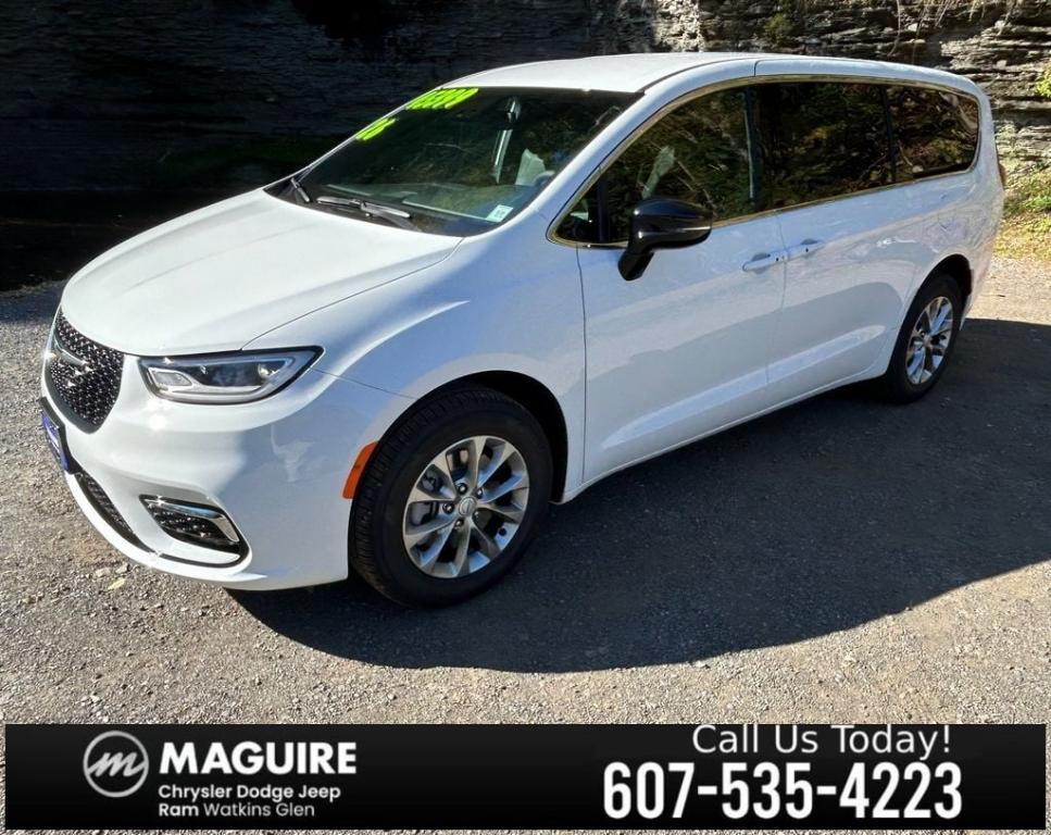 new 2026 Chrysler Pacifica car, priced at $47,626