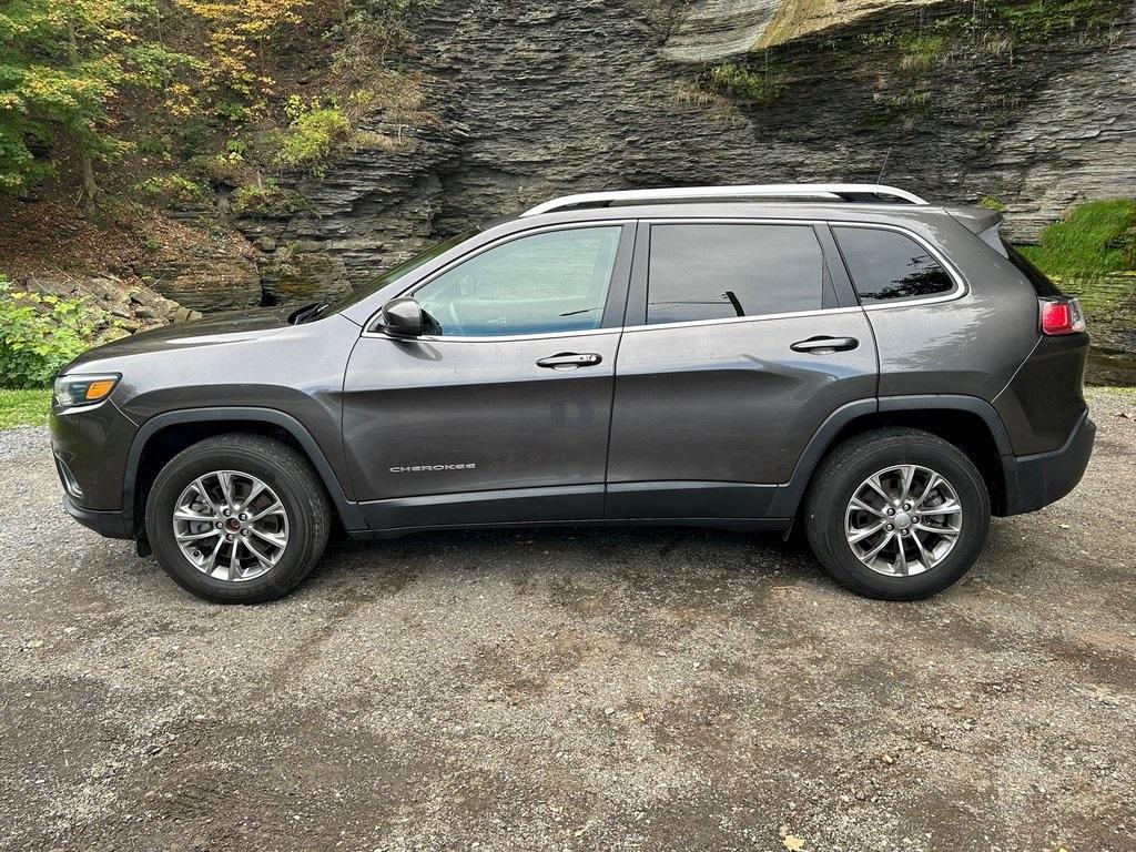 used 2020 Jeep Cherokee car, priced at $18,999