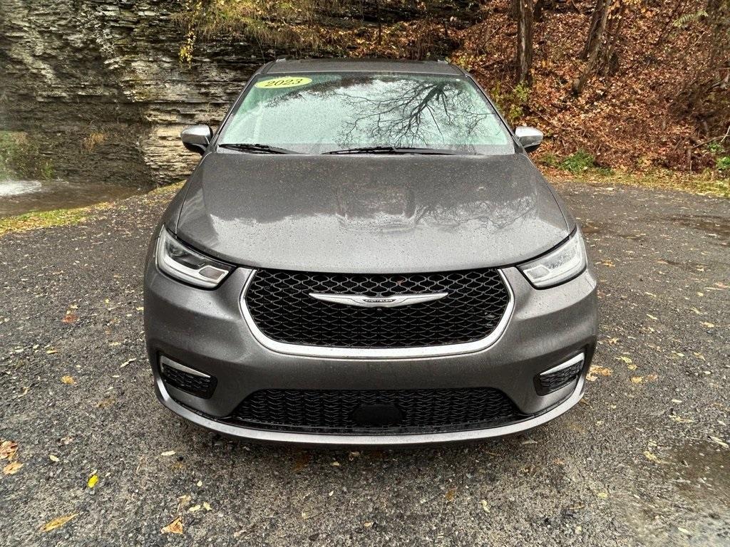 used 2023 Chrysler Pacifica car, priced at $30,999