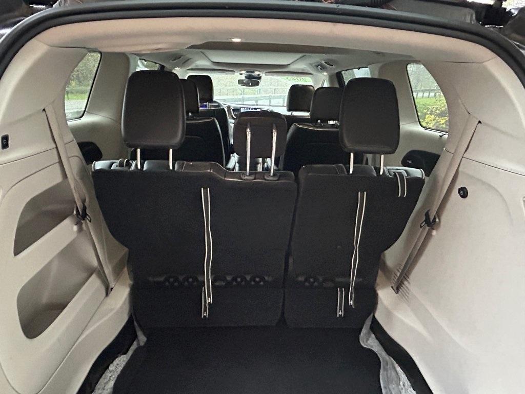 used 2023 Chrysler Pacifica car, priced at $30,999