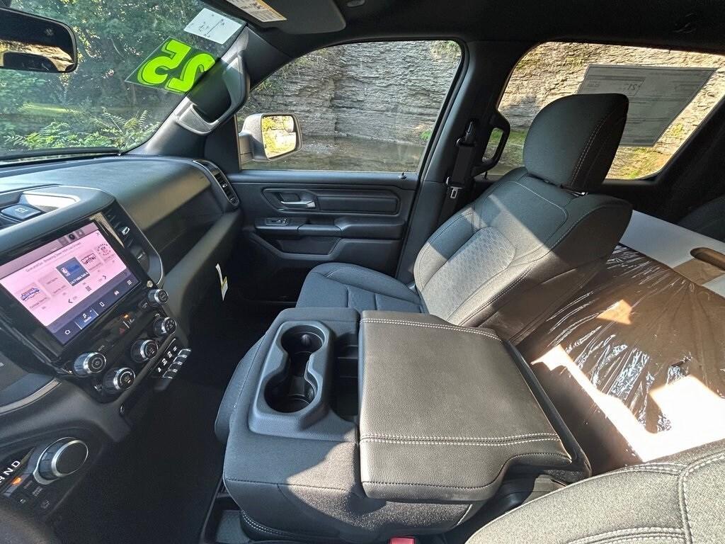 new 2025 Ram 1500 car, priced at $51,792