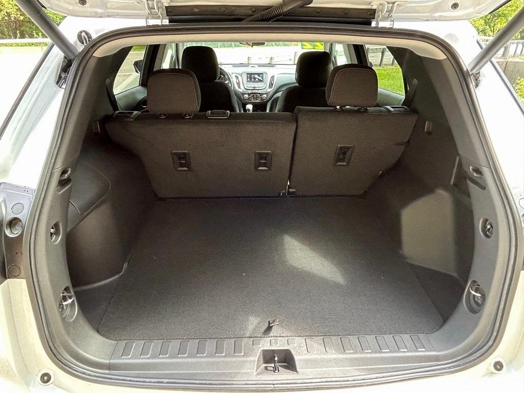 used 2022 Chevrolet Equinox car, priced at $23,999
