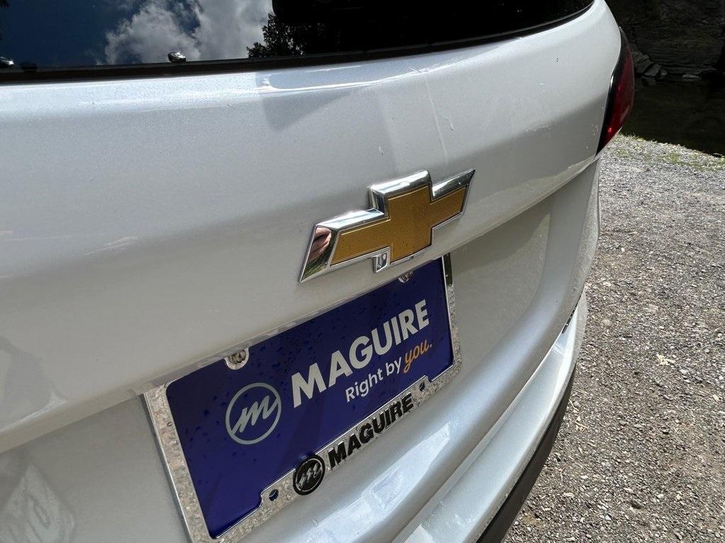 used 2022 Chevrolet Equinox car, priced at $23,999