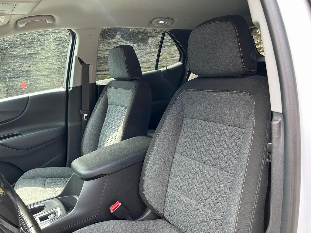 used 2022 Chevrolet Equinox car, priced at $23,999