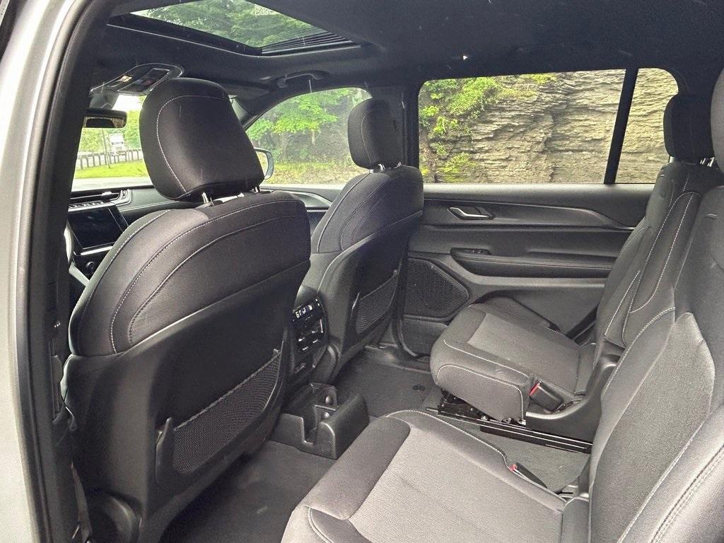 new 2025 Jeep Grand Cherokee L car, priced at $44,350