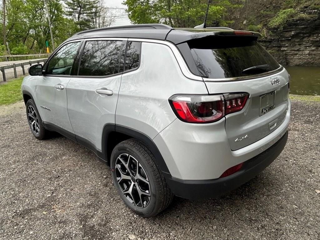 new 2025 Jeep Compass car, priced at $34,435