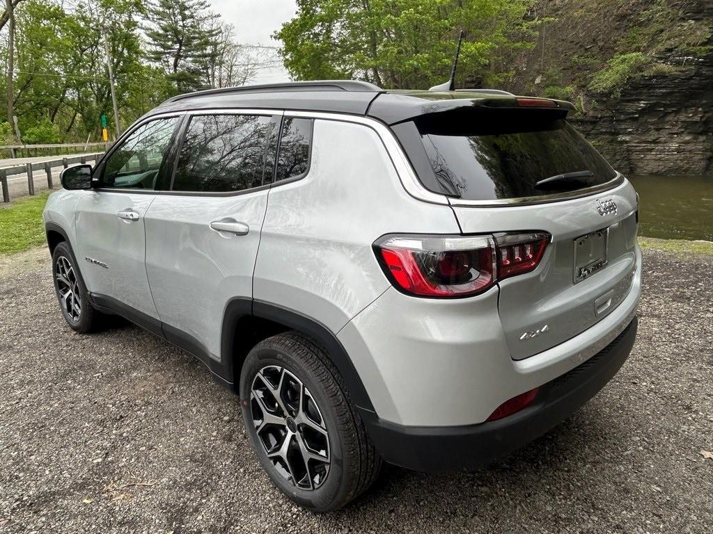 new 2025 Jeep Compass car, priced at $34,435