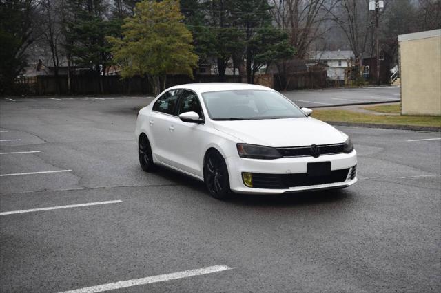 used 2013 Volkswagen Jetta car, priced at $11,490