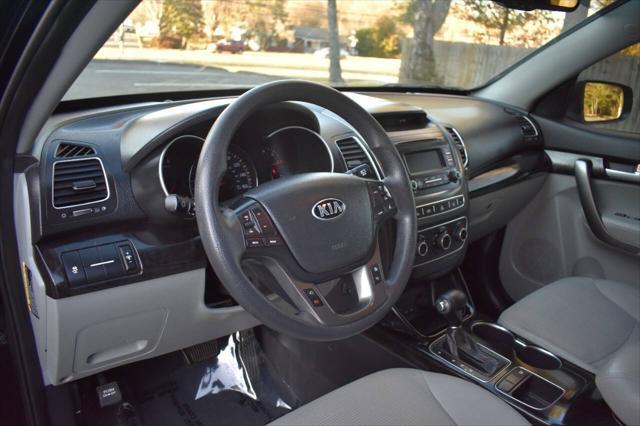 used 2015 Kia Sorento car, priced at $9,990