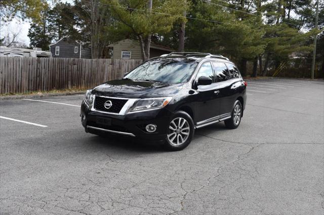 used 2013 Nissan Pathfinder car, priced at $9,990