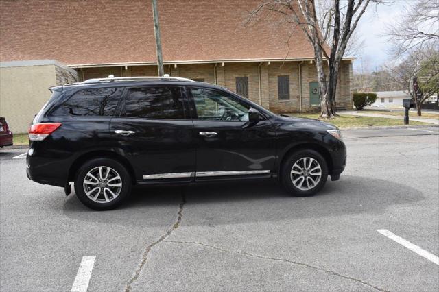 used 2013 Nissan Pathfinder car, priced at $9,990