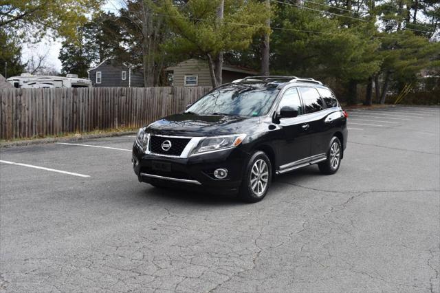 used 2013 Nissan Pathfinder car, priced at $9,990