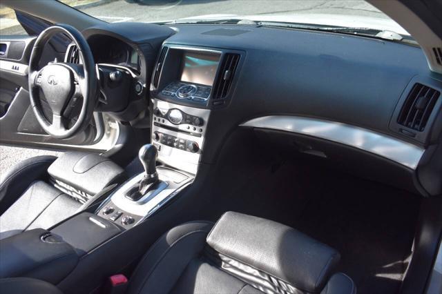 used 2015 INFINITI Q60 car, priced at $17,990