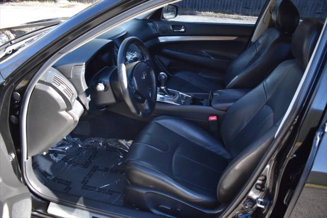 used 2015 INFINITI Q40 car, priced at $14,990