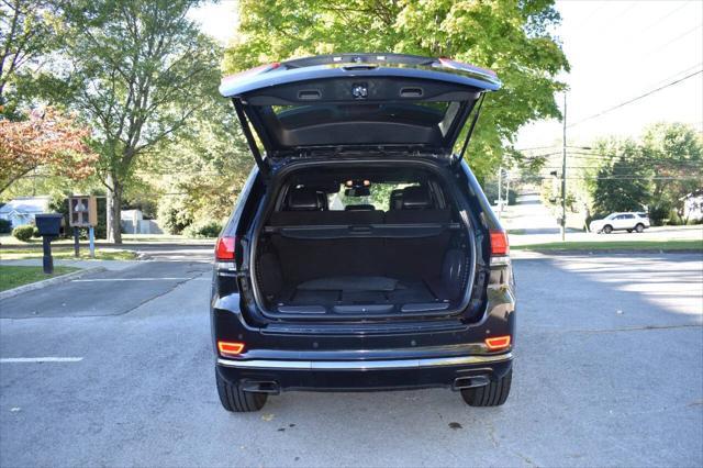 used 2015 Jeep Grand Cherokee car, priced at $15,490