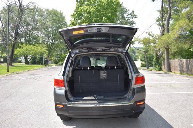 used 2011 Toyota Highlander car, priced at $12,990