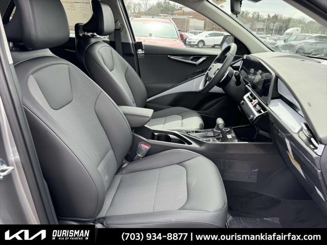 new 2025 Kia Niro car, priced at $32,294