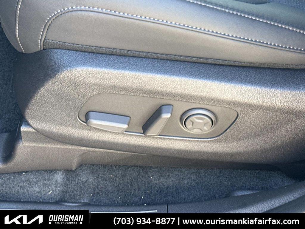 new 2026 Kia Carnival Hybrid car, priced at $43,228