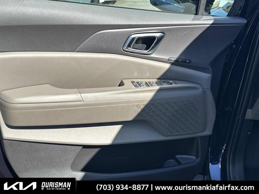 new 2026 Kia Carnival Hybrid car, priced at $43,228