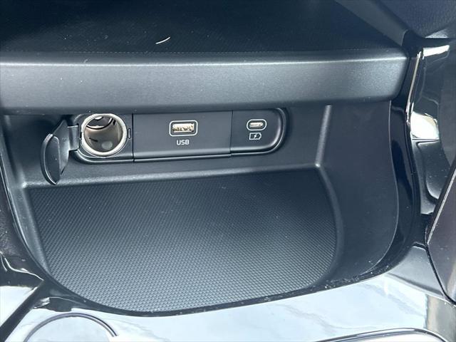 new 2025 Kia Seltos car, priced at $30,115