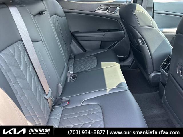 new 2025 Kia Sportage car, priced at $38,558