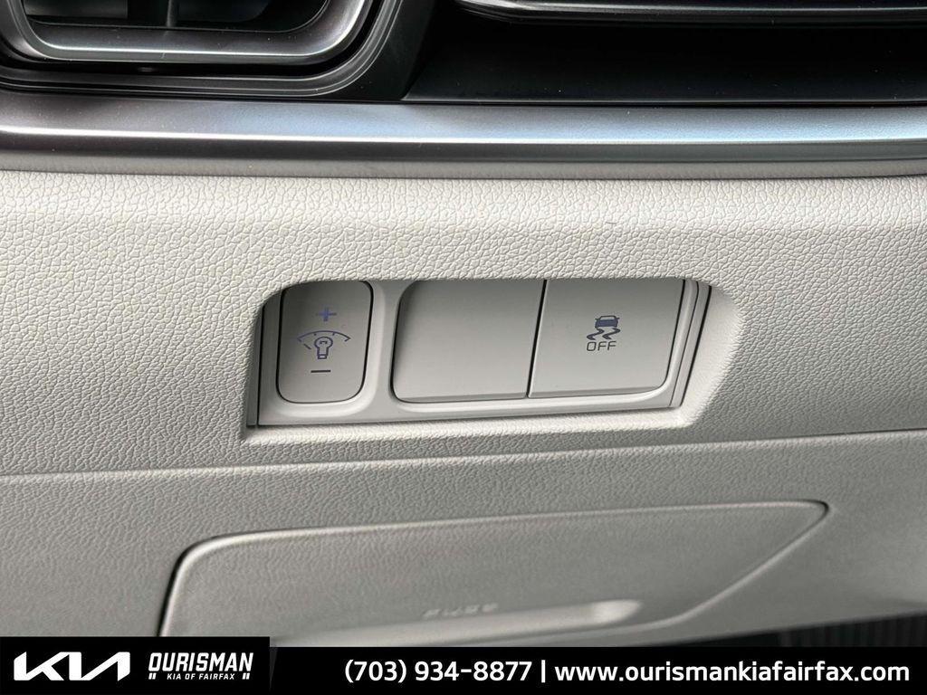 new 2025 Kia Sorento car, priced at $36,970