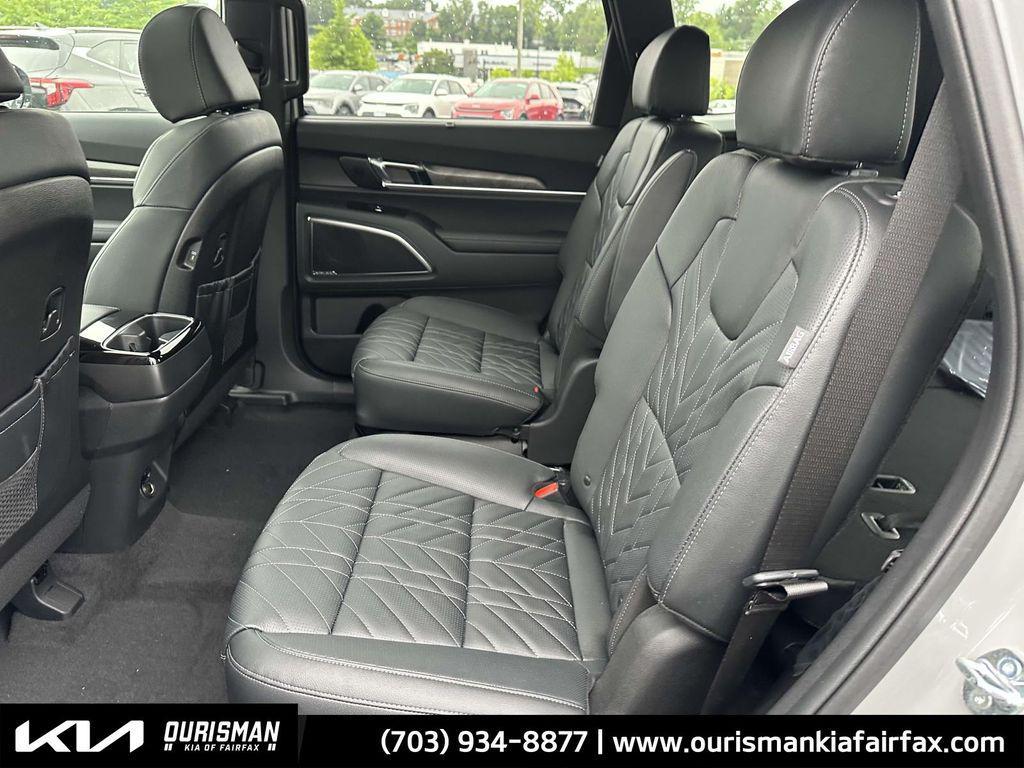 new 2025 Kia Telluride car, priced at $48,927