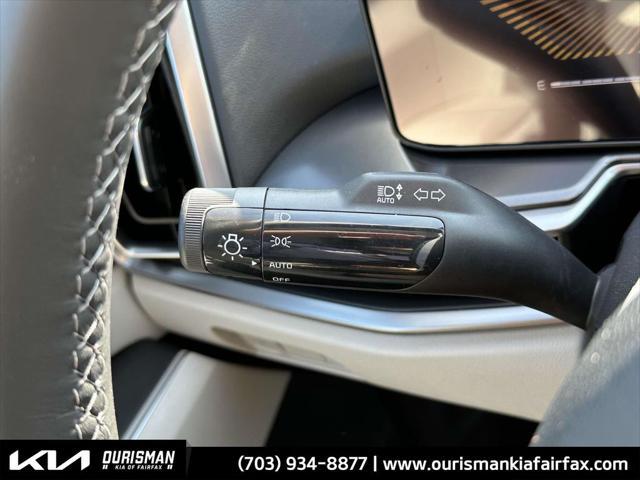 new 2025 Kia Sorento car, priced at $34,946