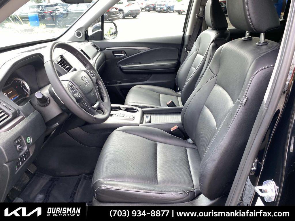 used 2023 Honda Ridgeline car, priced at $34,000