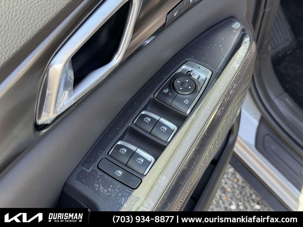 new 2025 Kia Carnival car, priced at $51,500