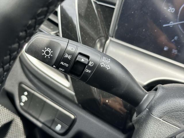 new 2025 Kia Seltos car, priced at $29,736