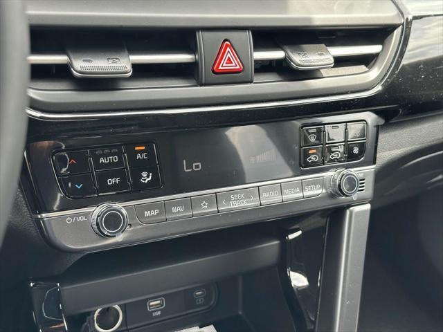 new 2025 Kia Seltos car, priced at $29,736