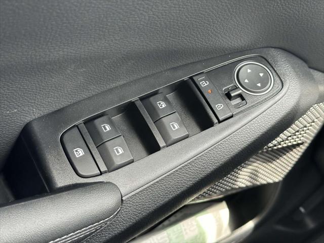 new 2025 Kia Seltos car, priced at $29,736