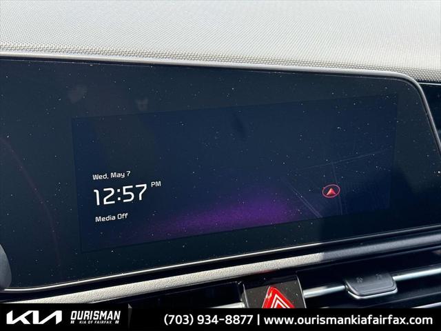 new 2025 Kia Niro Plug-In Hybrid car, priced at $35,783