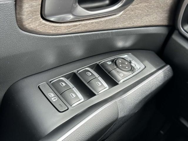 used 2023 Kia Sorento car, priced at $27,300