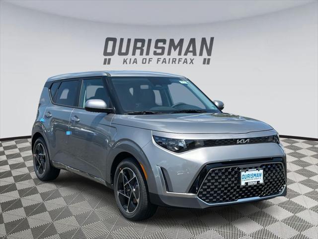 new 2025 Kia Soul car, priced at $25,306