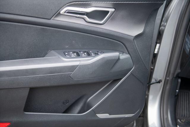 new 2024 Kia Sportage Hybrid car, priced at $29,645