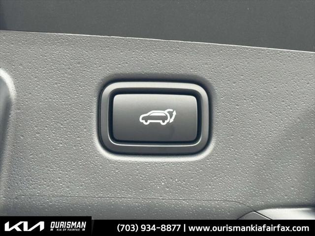 new 2025 Kia Niro car, priced at $33,158