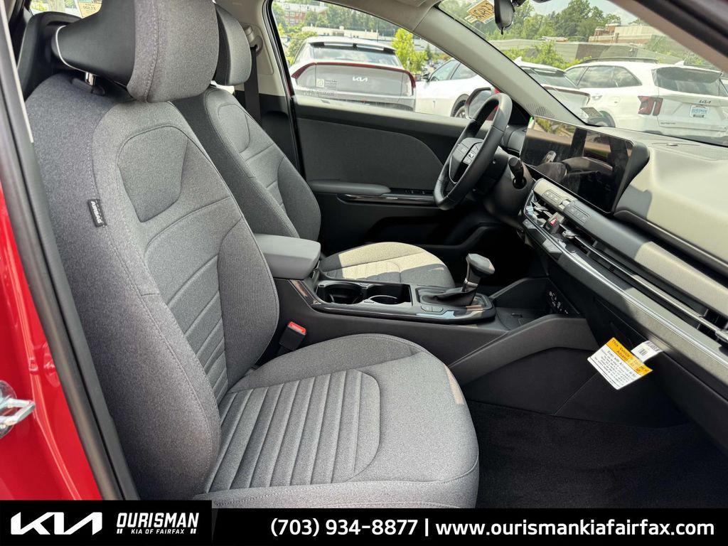 new 2025 Kia K4 car, priced at $23,000